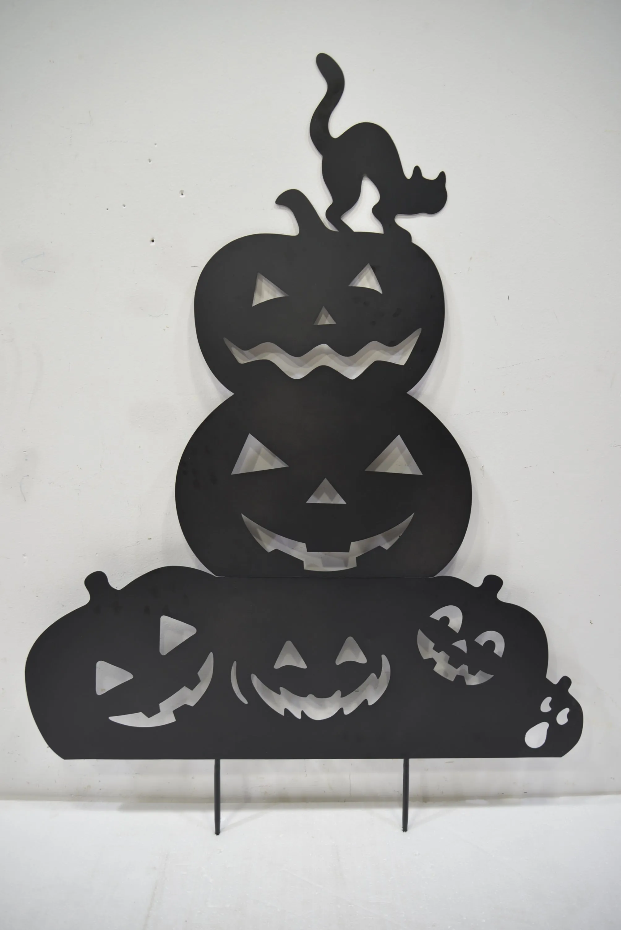 35.16 Black Metal Halloween Pumpkin Yard Stake