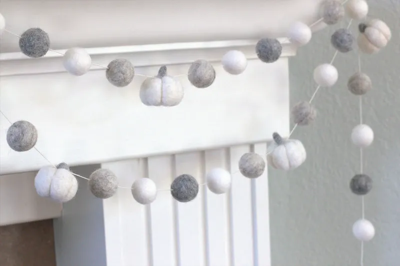 Felt Pumpkin Garland- Gray & White