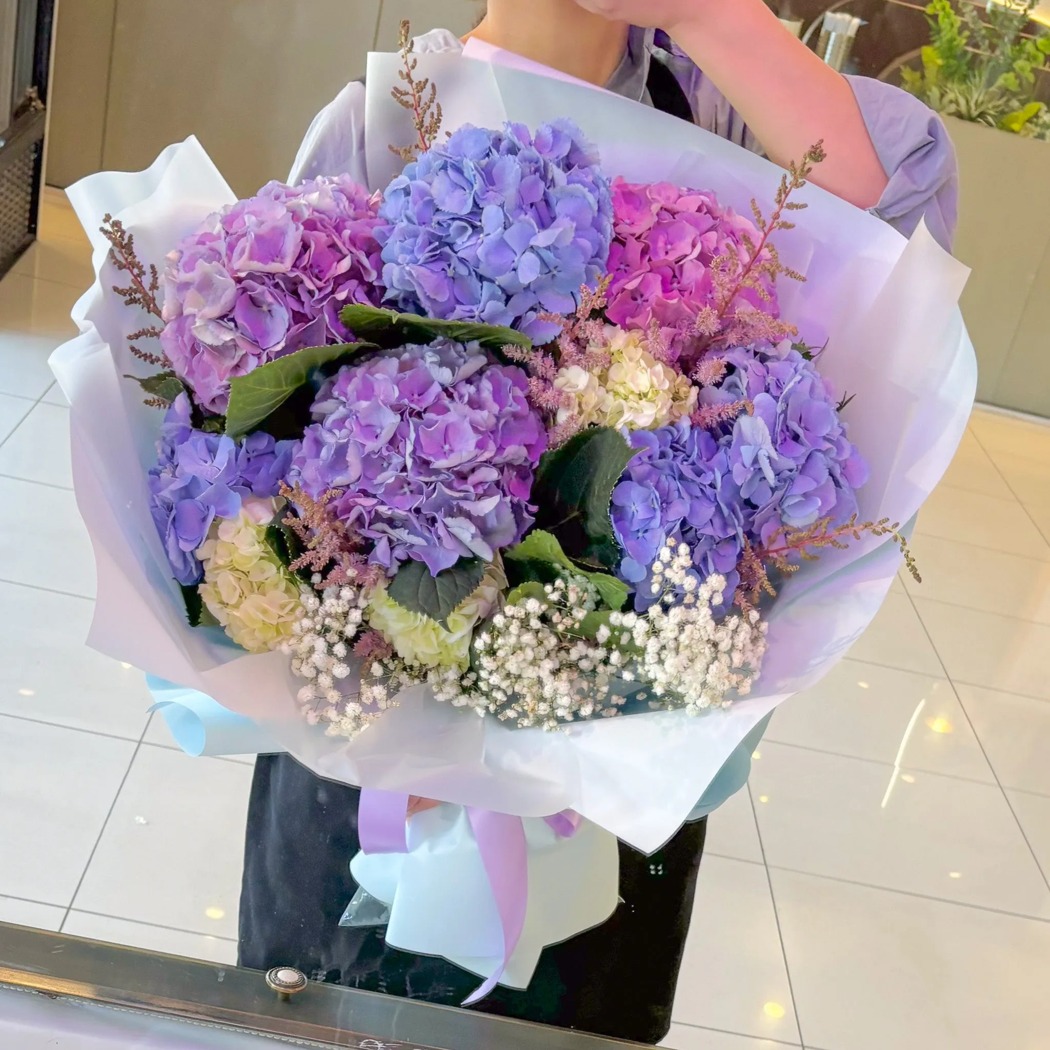 Fresh Hydrangea Mixed Round Bouquet