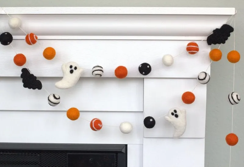 Ghost & Bat Halloween Felt Garland- Orange, Black- Dots & Swirls