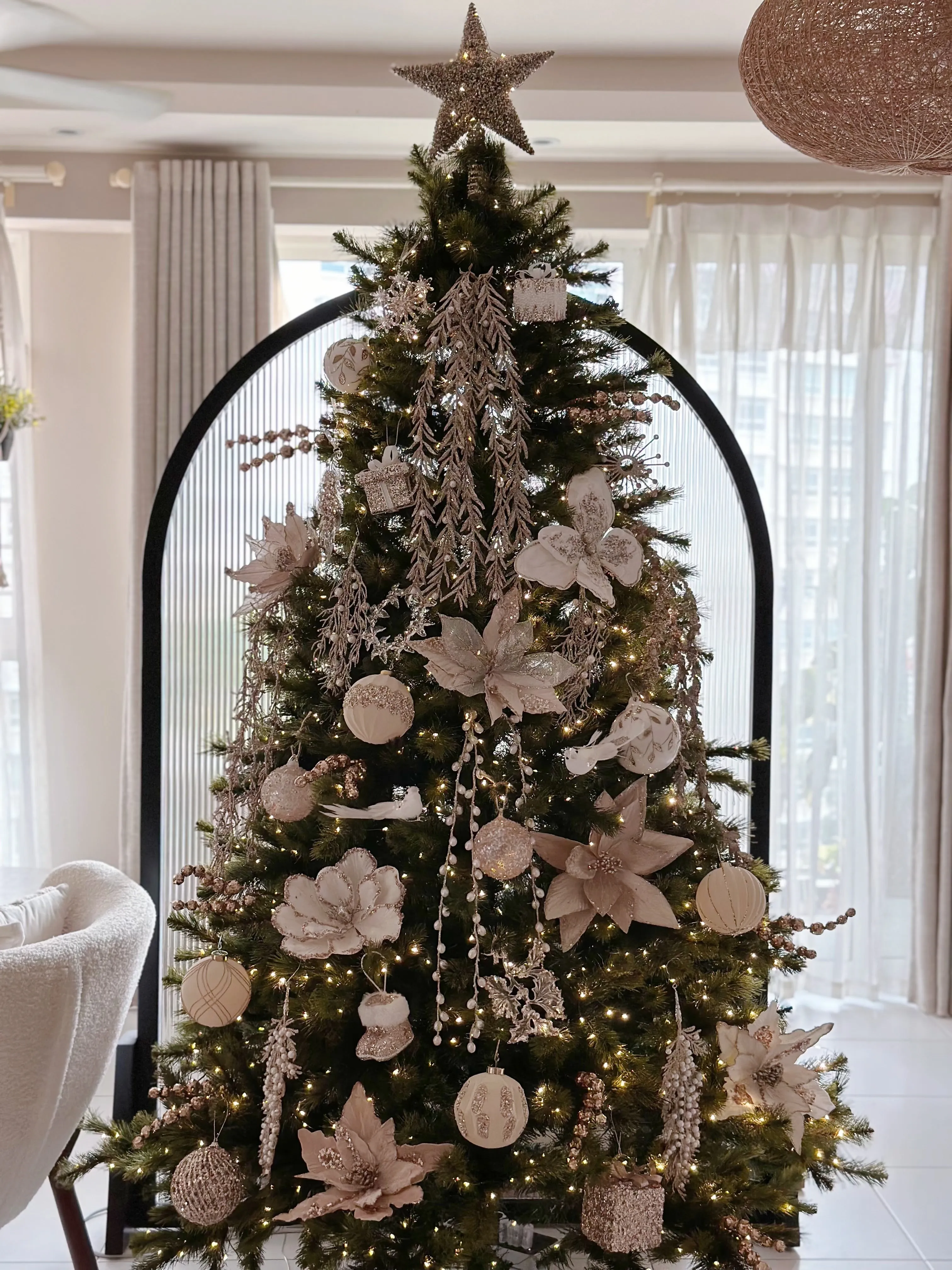 Glittered Pearl Leaf Hanging Ornament