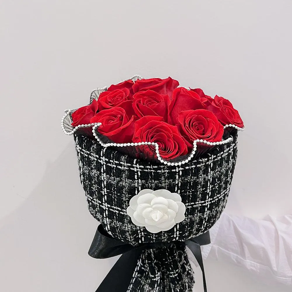 Luxe Collection - Fresh Rose Round Bouquet