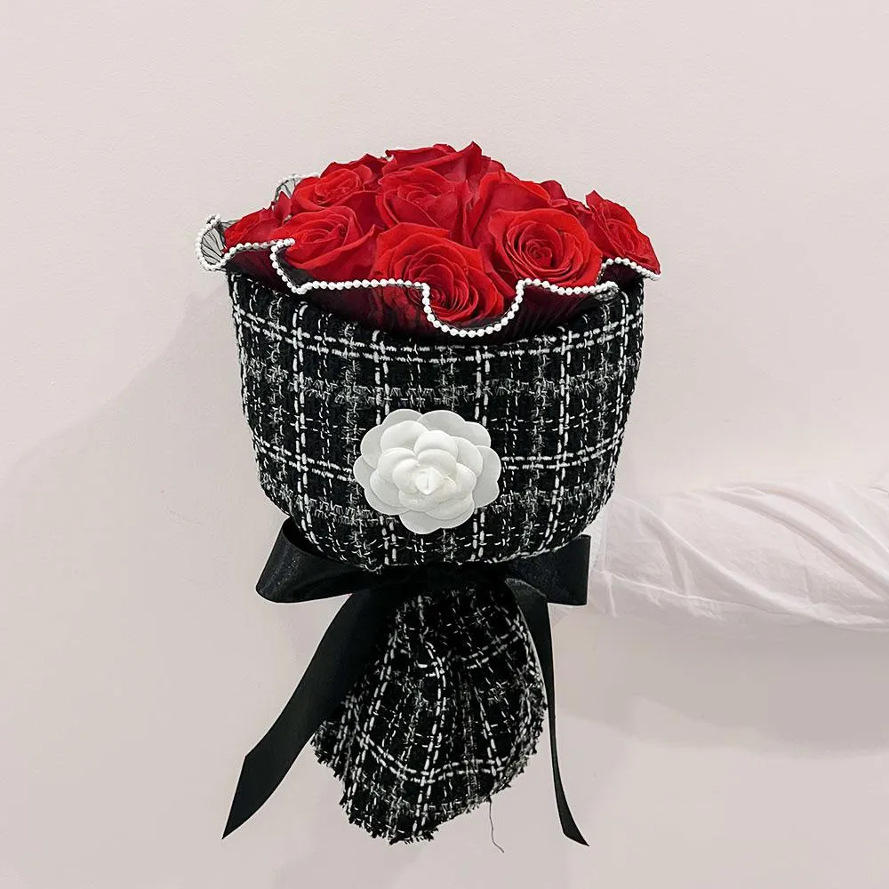 Luxe Collection - Fresh Rose Round Bouquet