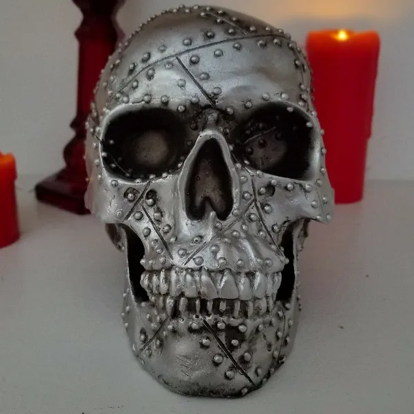 Silver Skull